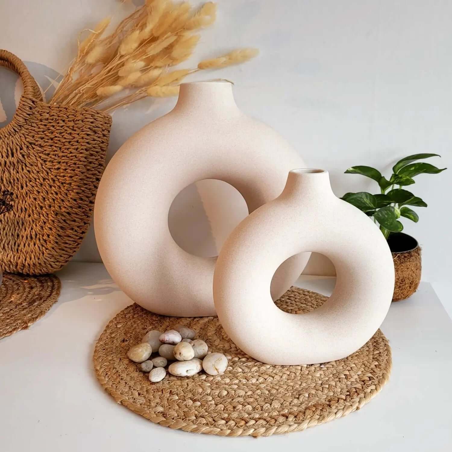 Elevate Your Home Decor with Our Set of 2 Stylish White Ceramic Donut Vases - Perfect for Modern Farmhouse Aesthetics!